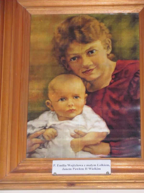 Karol Wojtyła z mamą...